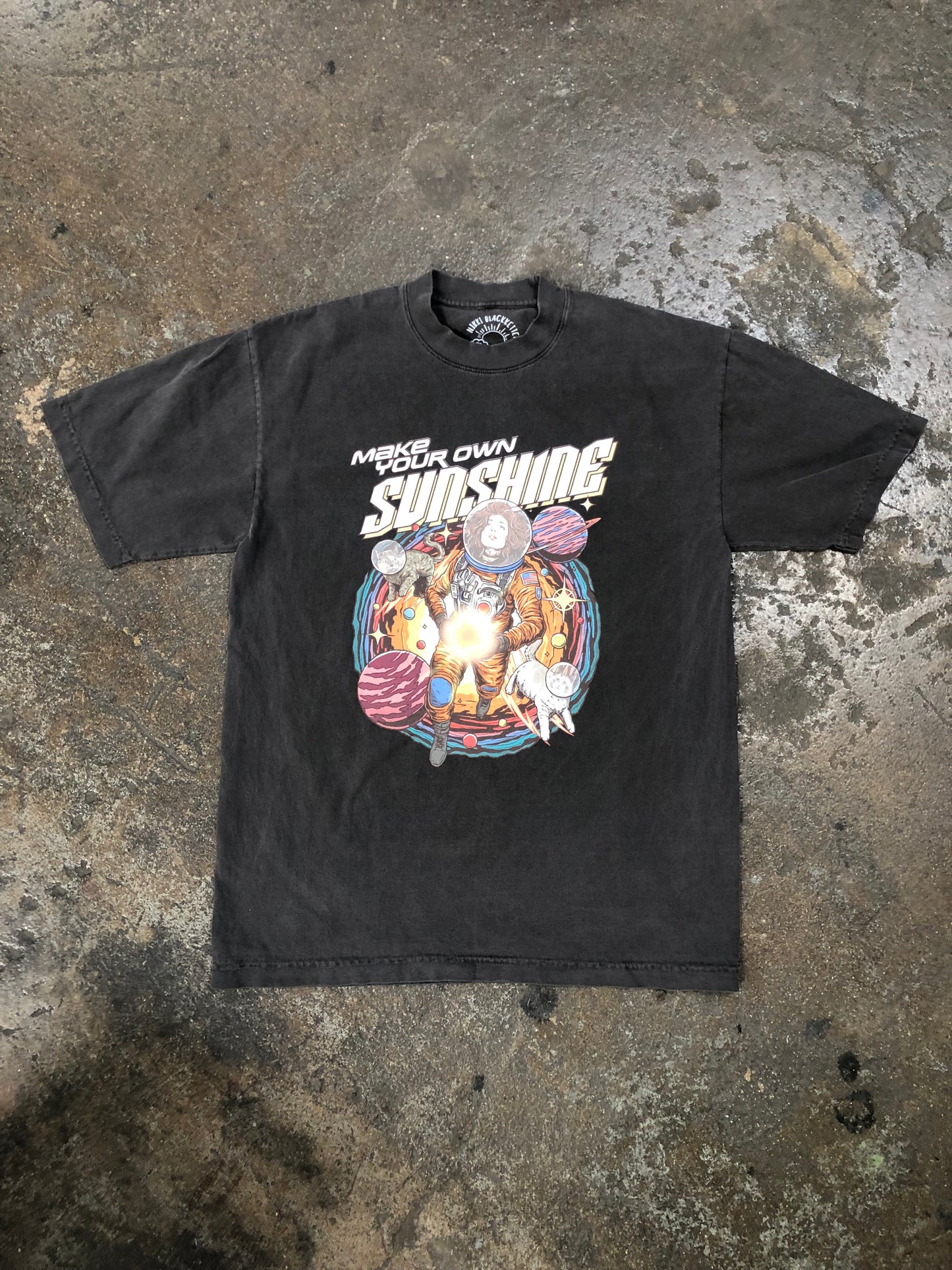 Nikki B: Make Your own Sunshine Pigment Dyed Black Tee