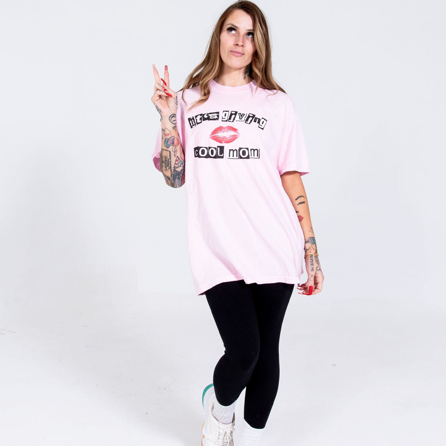 OkMomma: Cool Mom Tee